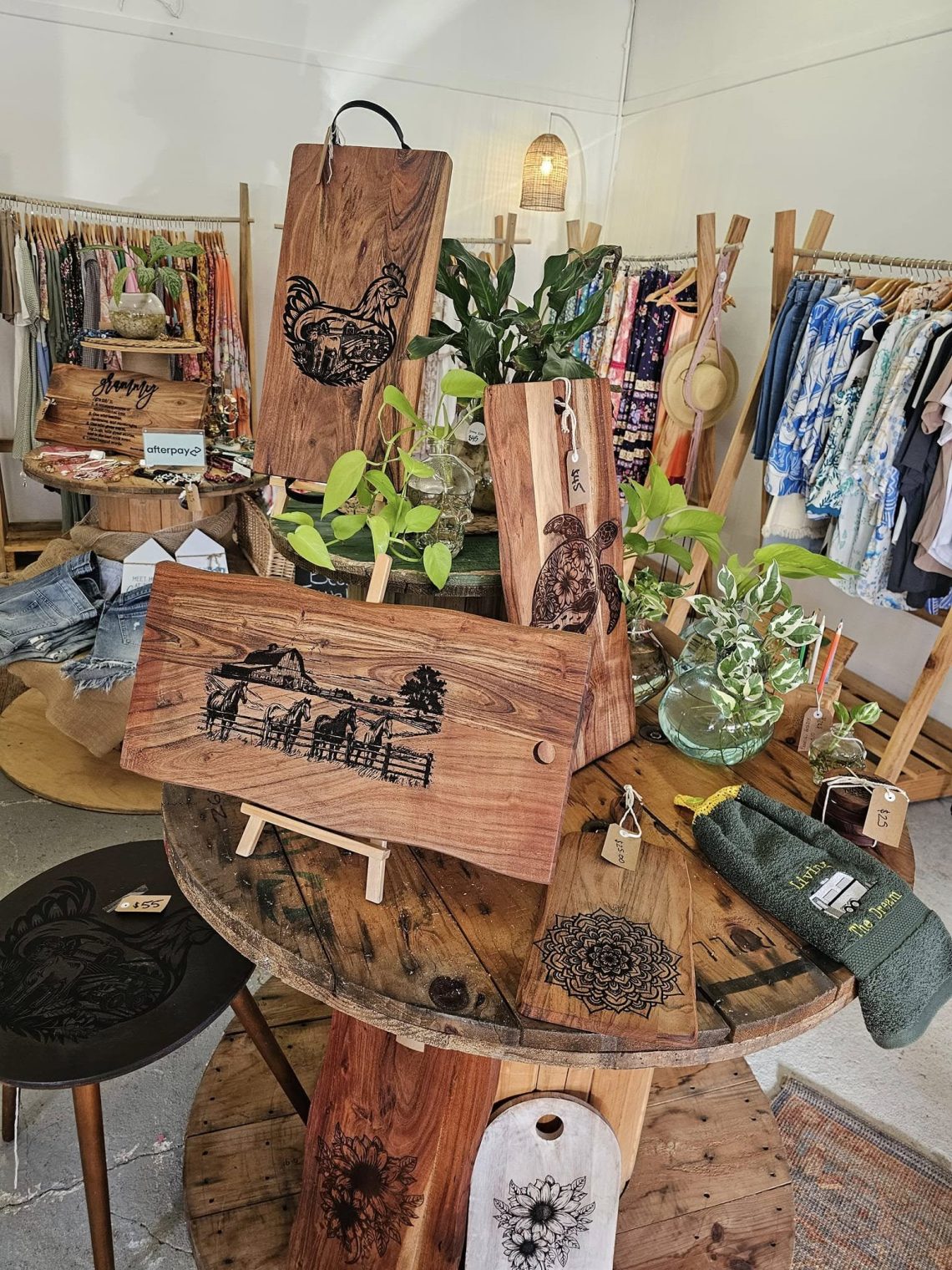 Sunny Kate – The Little Boutique in the Bush