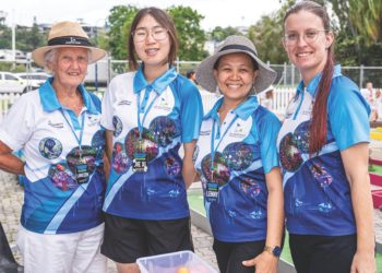 Gladstone Volunteers Invited to Join Bridging Program and Make a Difference