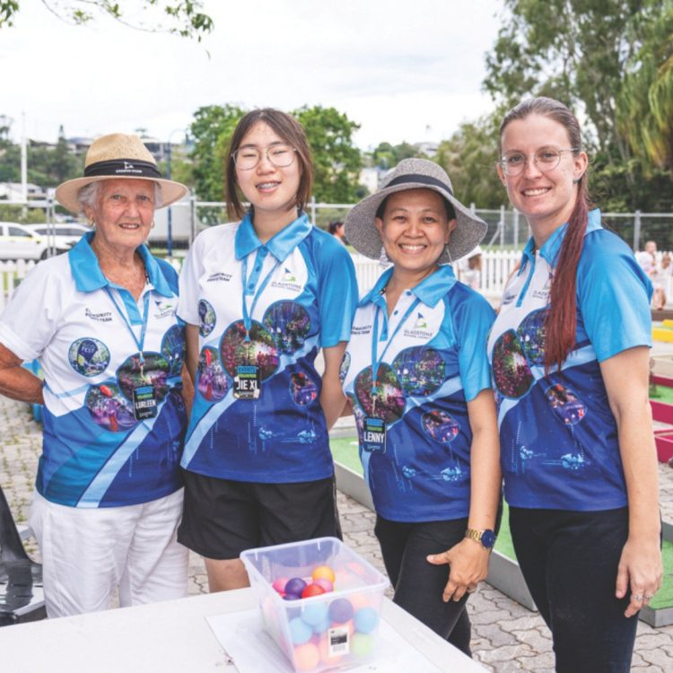 Gladstone Volunteers Invited to Join Bridging Program and Make a Difference