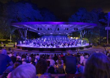Queensland Symphony Orchestra Brings “Symphony Under The Stars” to Gladstone