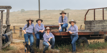 Aussie Helpers: Mateship on the Move