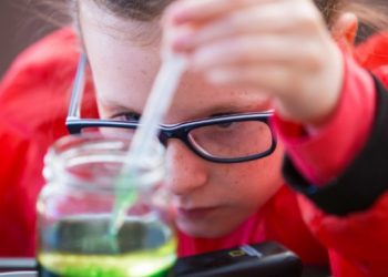National Science Week With CQU’s STEM Program 